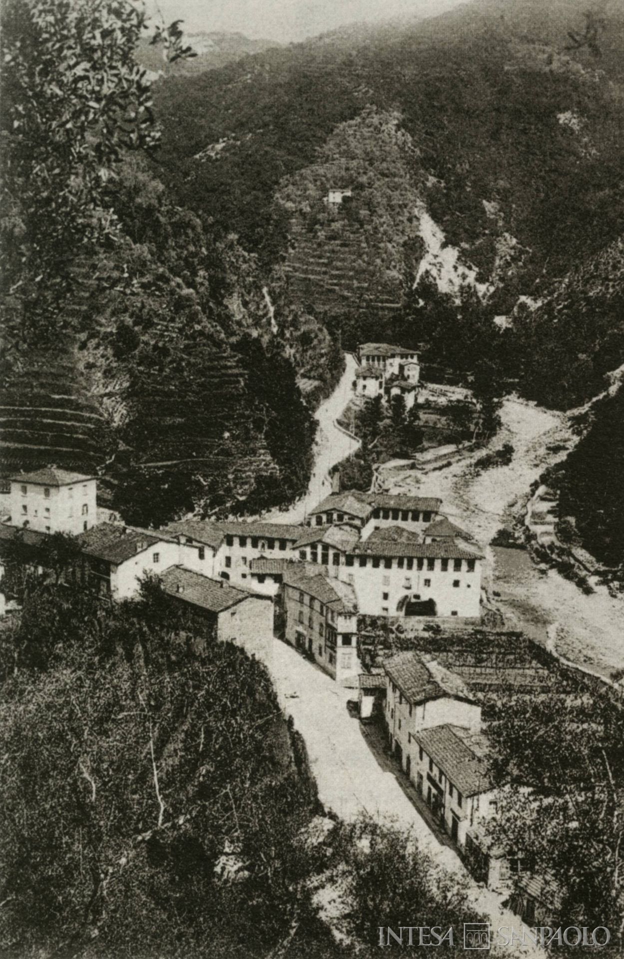 Banca Popolare di Valdinievole, la cartiera di Pietrabuona in Valdinievole, cartolina postale, 1908 (fotografo sconosciuto)