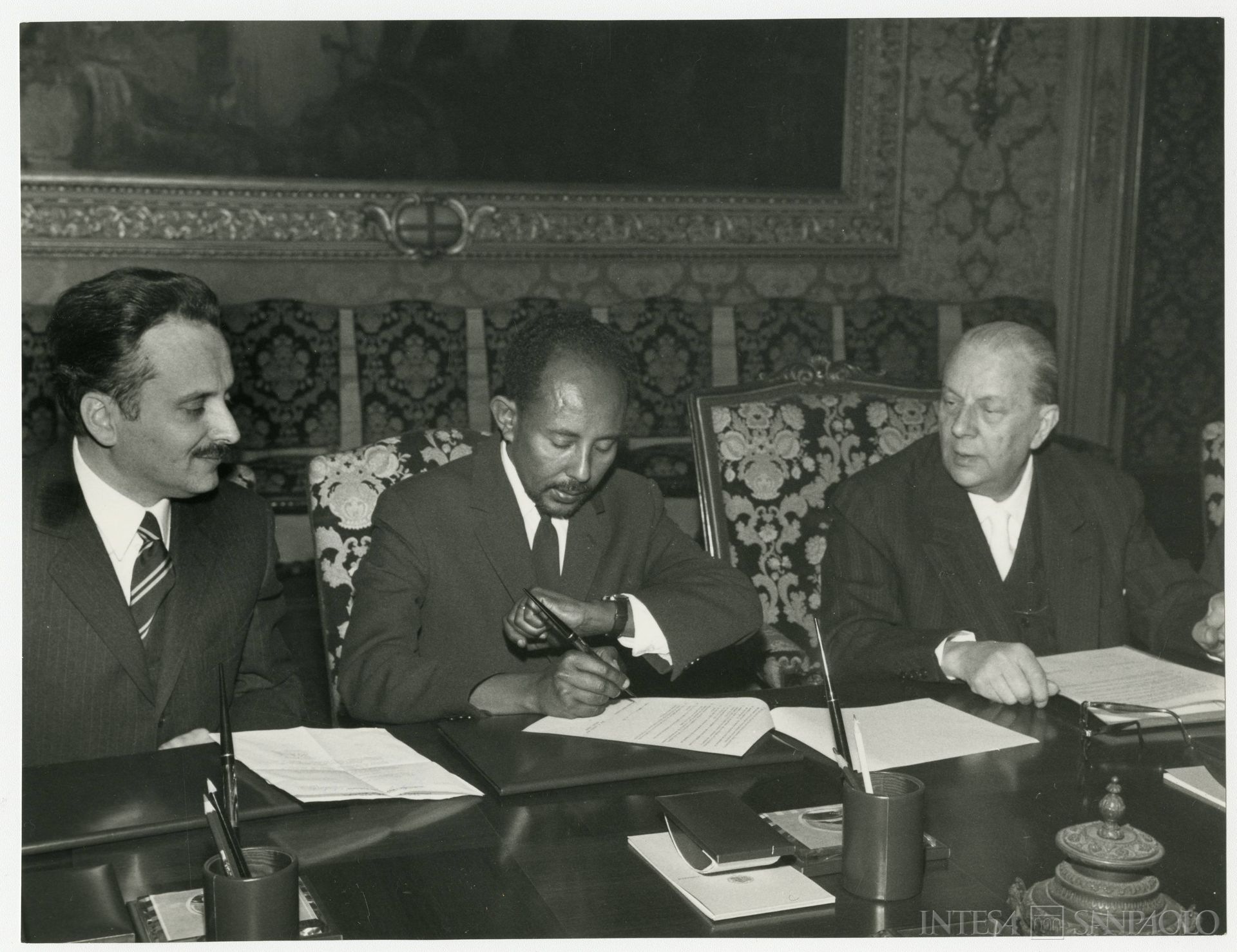 Cassa di Risparmio delle Provincie Lombarde, riunioni ed incontri in occasione della nascita della Savings and Mortage Corporation of Ethiopia, luglio-dicembre 1970 (fotografo sconosciuto)