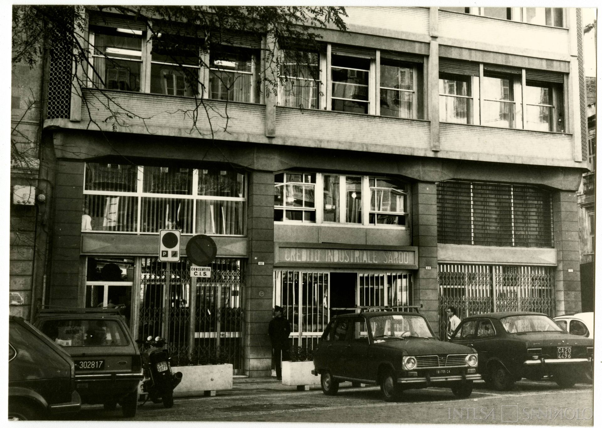 Credito Industriale Sardo, Cagliari, prima sede, fine anni Settanta-anni Ottanta (fotografo sconosciuto)