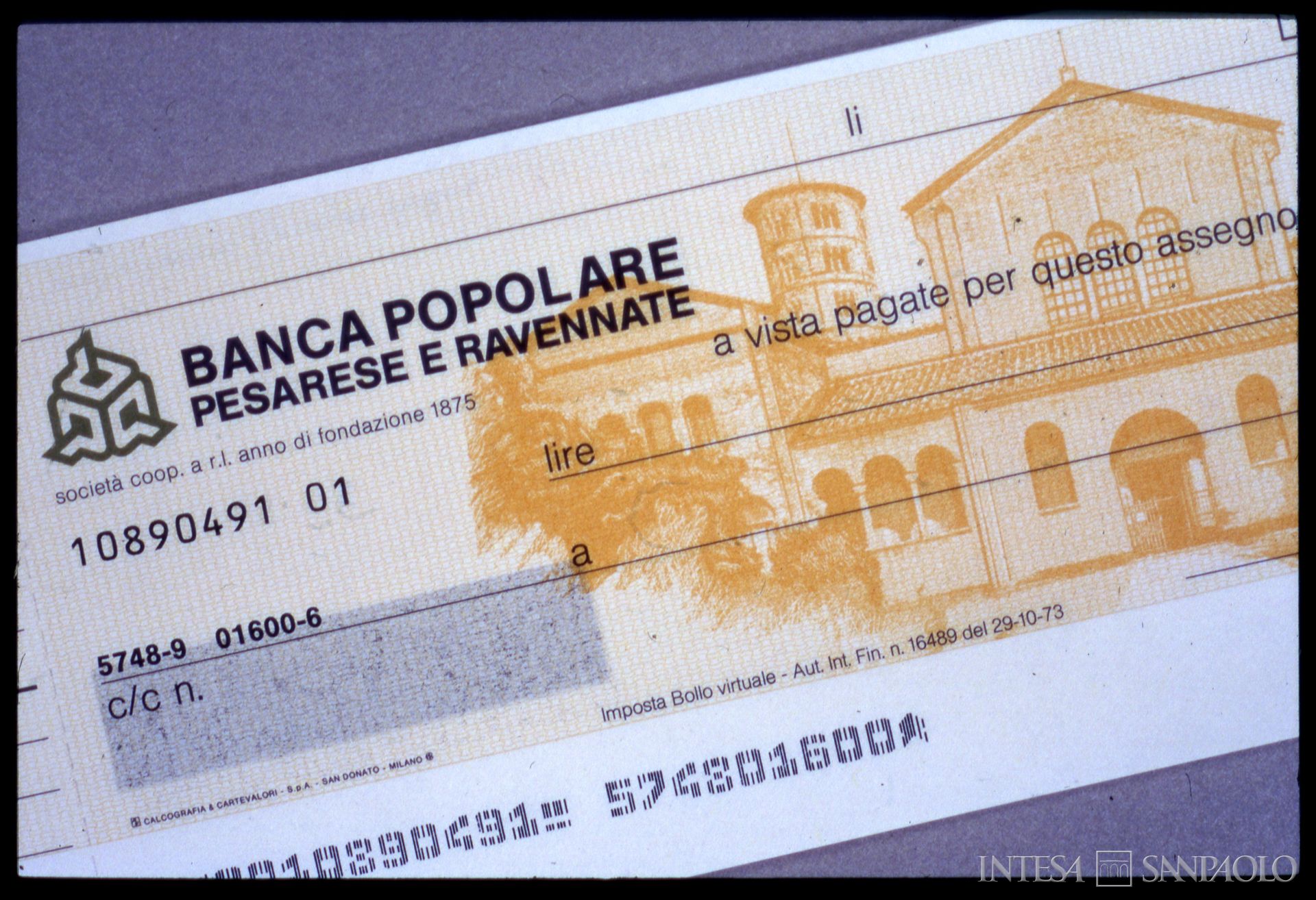 Banca Popolare Pesarese e Ravennate, riproduzione di assegno, anni Novanta (fotografo sconosciuto)