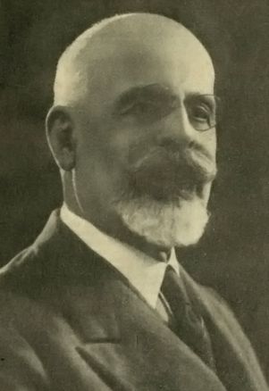 Cassa di Risparmio di Città di Castello, Gaetano Facchinetti, vice presidente dell'Istituto, fotografia tratta da Il Bollettino del Risparmio, n. 8, 1954 (fotografo sconosciuto)