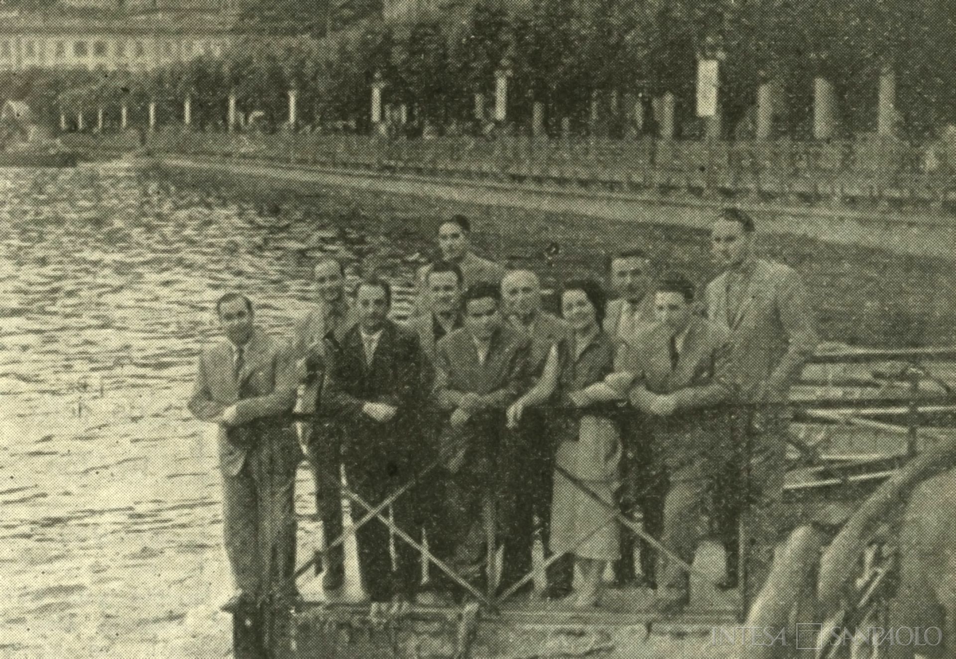Cassa di Risparmio di Terni, gli impiegati in gita a Lugano, fotografia tratta da Il Bollettino del Risparmio, n. 7, 1952 (fotografo sconosciuto)