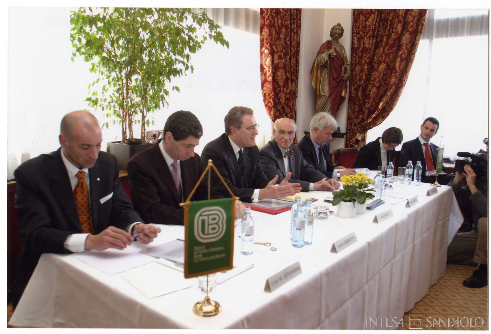 Banca di Trento e Bolzano, inaugurazione dell'ufficio di rappresentanza di Innsbruck, 15 marzo 2004 (fotografia di Frischauf-Bild)