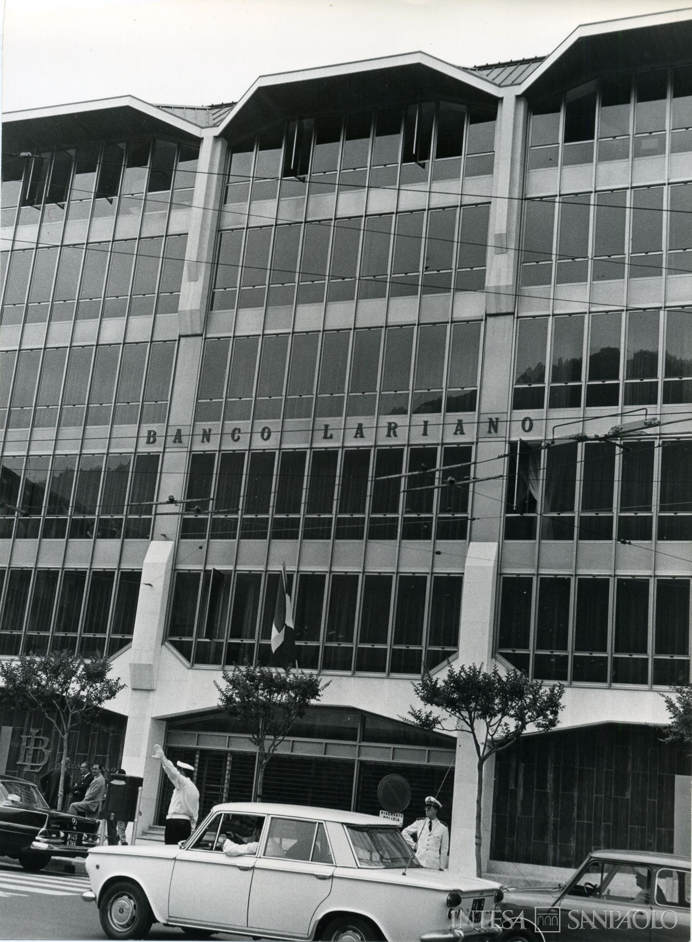 Banco Lariano, sede, anni Settanta (fotografo sconosciuto)