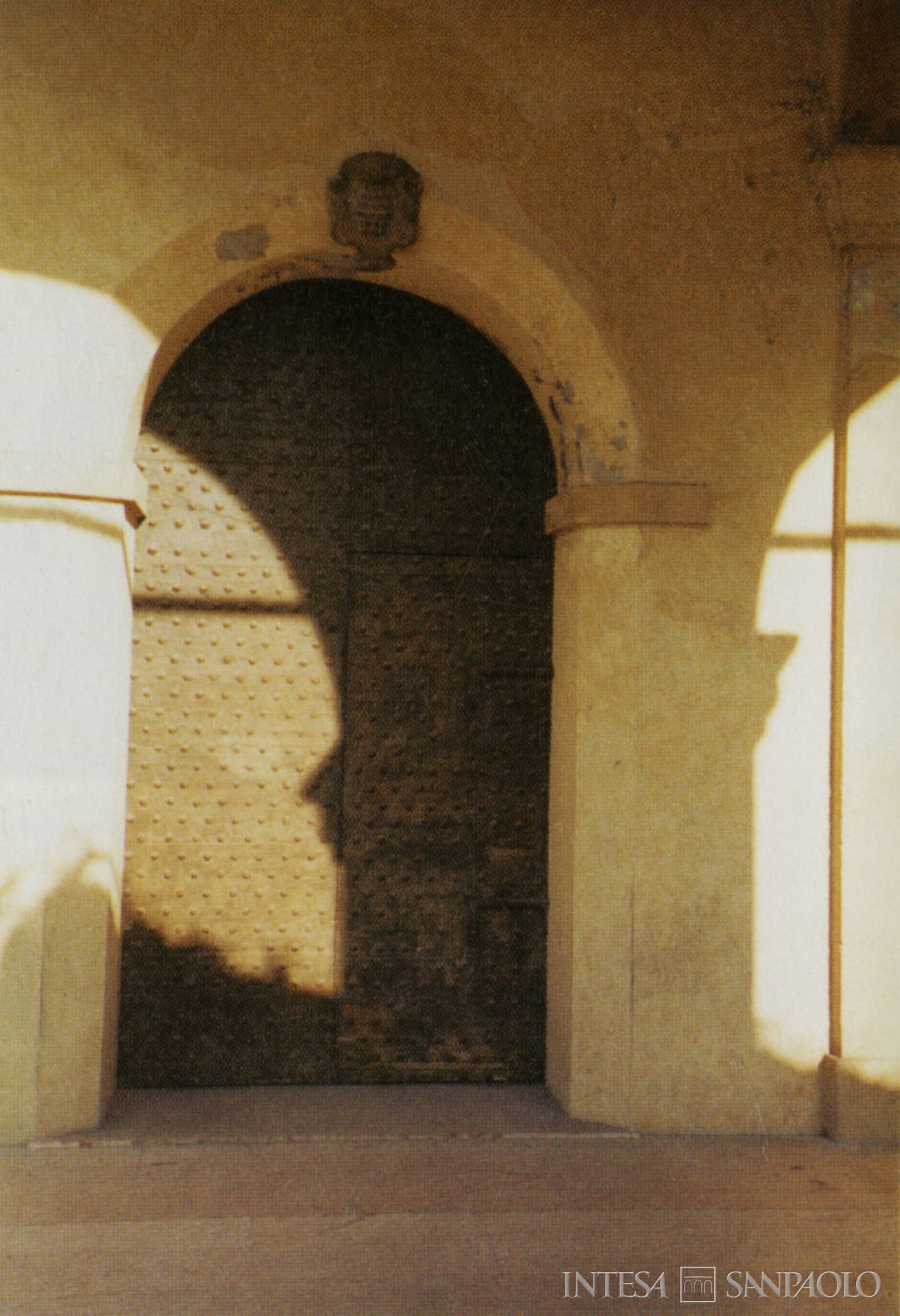 Monte di Credito su Pegno di San Felice sul Panaro, particolare della sede, anni Ottanta (fotografo sconosciuto)