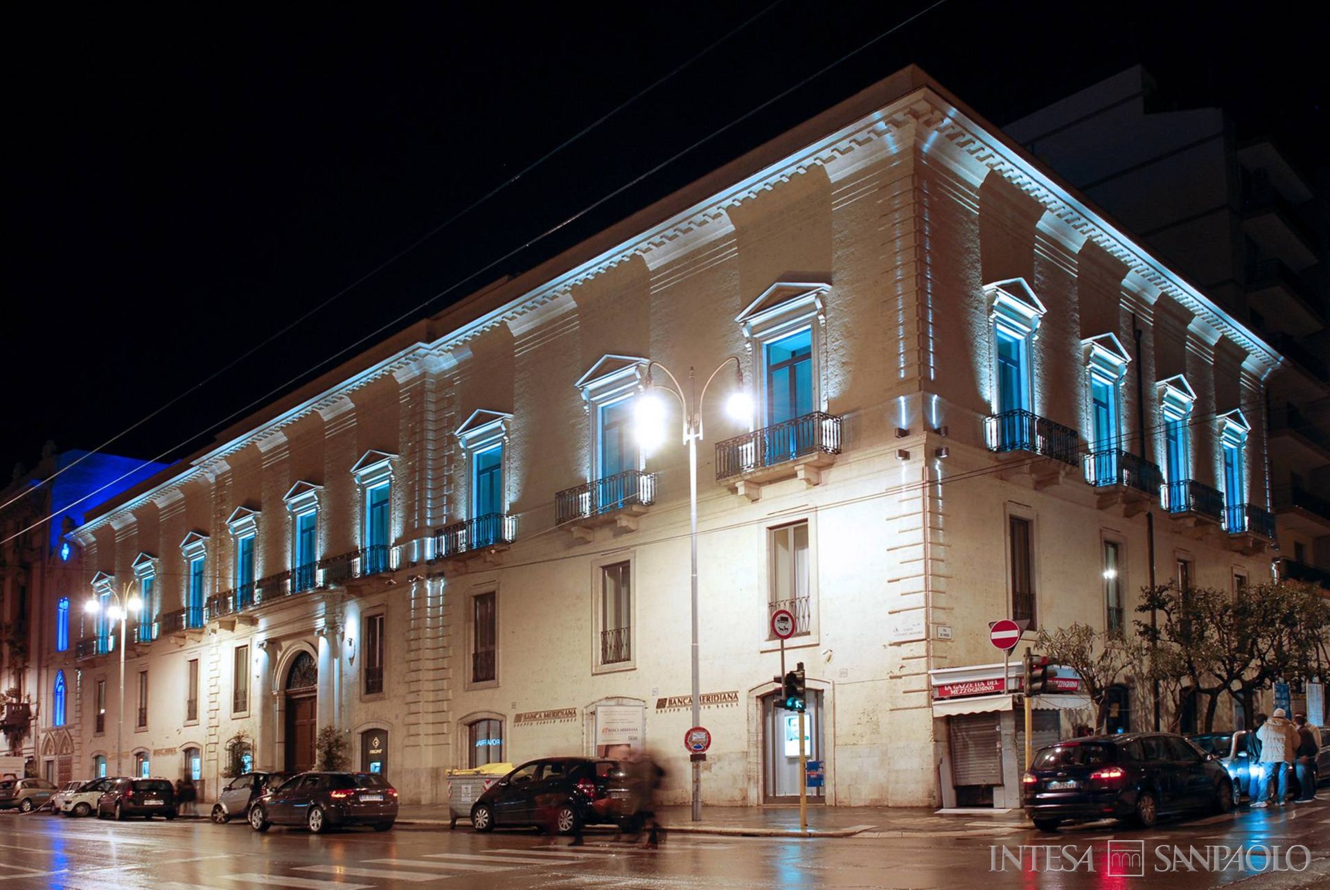 Banca Apulia, sede barese dell'istituto, anni 2000 (fotografo sconosciuto)