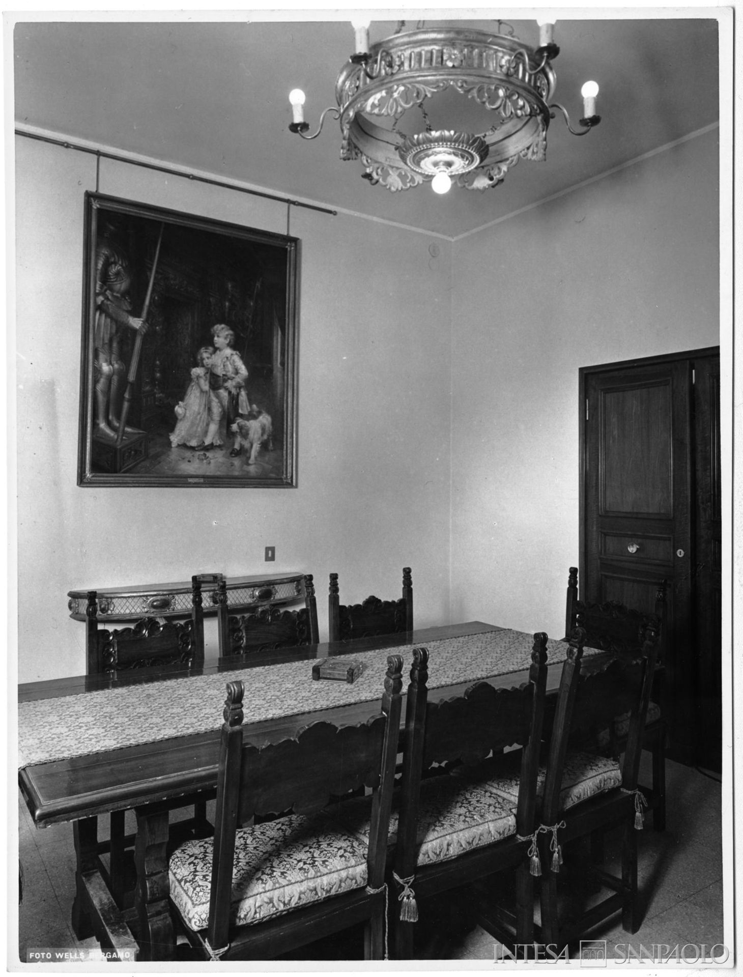 Cassa Popolare S. Alessandro, Interni della sede, marzo 1960 (fotografia di Foto Wells)