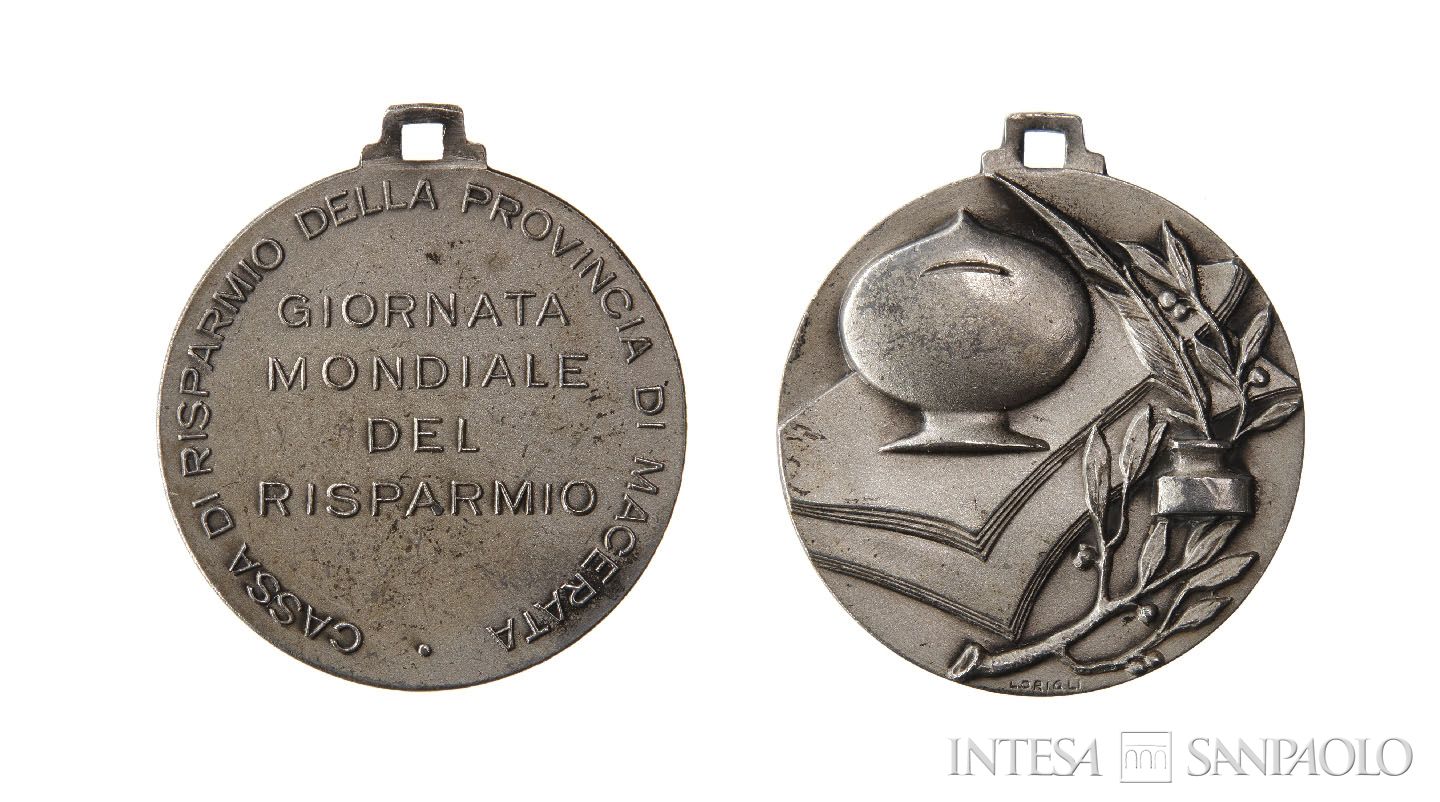 Cassa di Risparmio della Provincia di Macerata, medaglia coniata per Giornata Mondiale del Risparmio, opera dei Fratelli Lorioli (1932-1992)