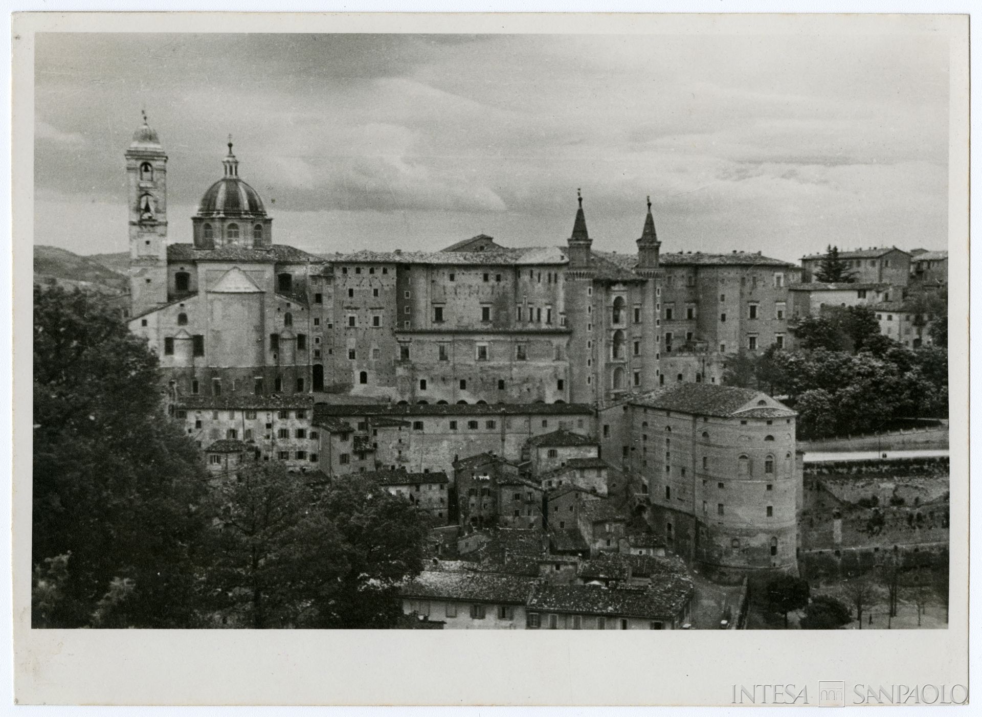 Banca Popolare Cooperativa di Urbino, veduta del 1937, ph. Antonello Gerbi, album 35, fald. 73