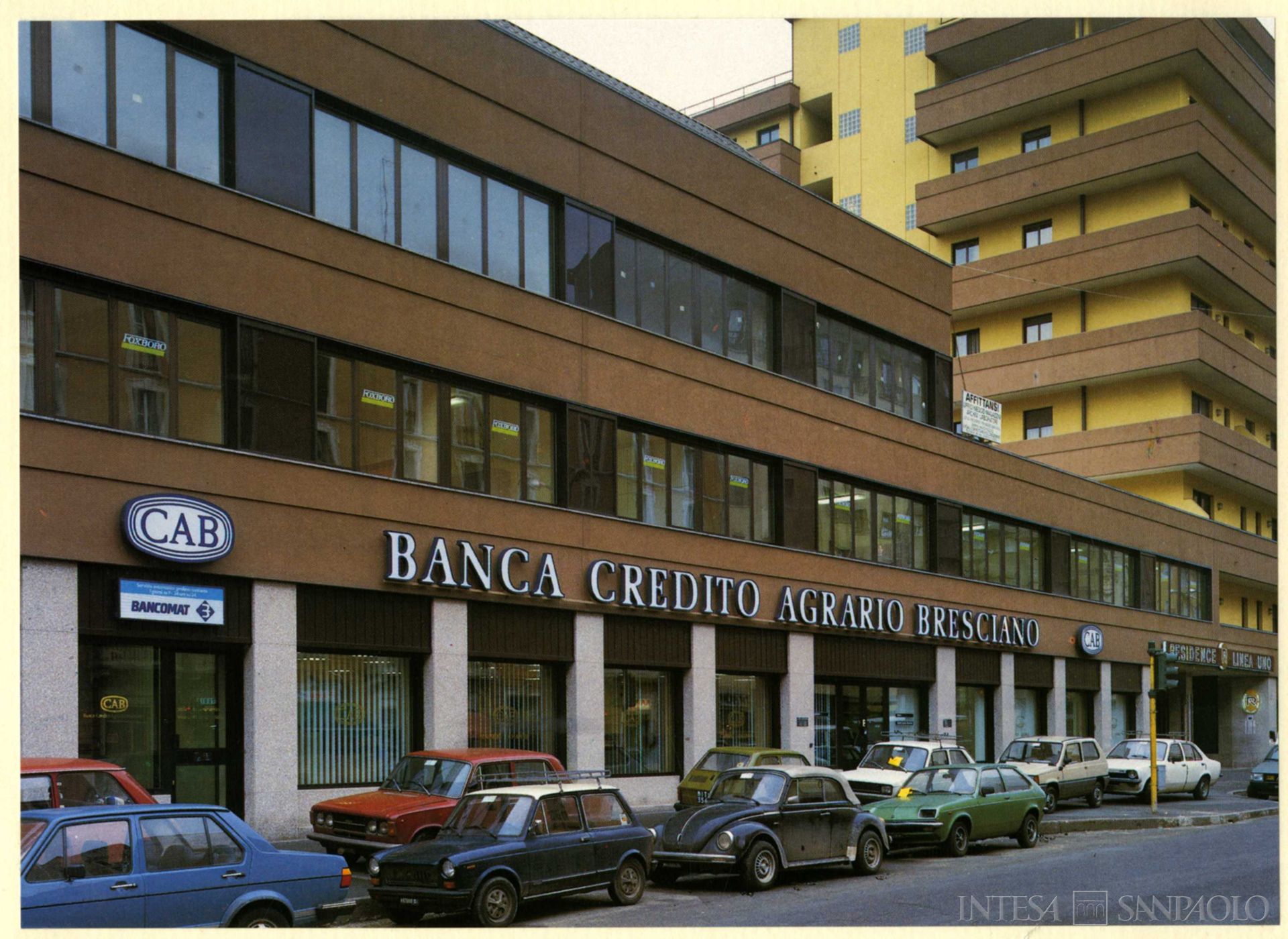 Credito Agrario Bresciano, Agenzia n. 1 di Milano, fotografia tratta da Relazione e bilancio 1984
