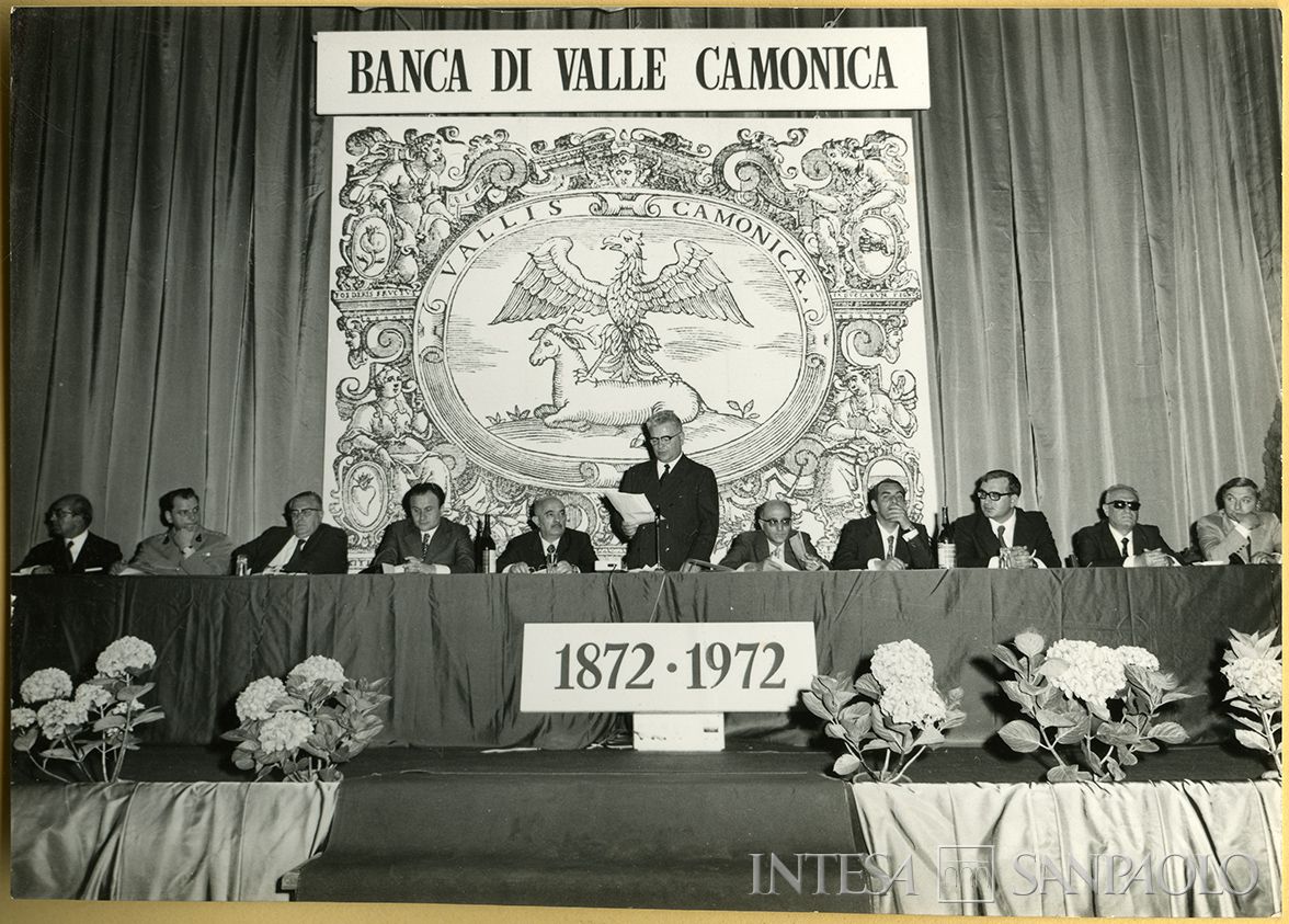 Banca di Valle Camonica, celebrazione del primo centenario di fondazione, 1972 (fotografia di Istituto Ottico Camuno di Libero Lacenere)