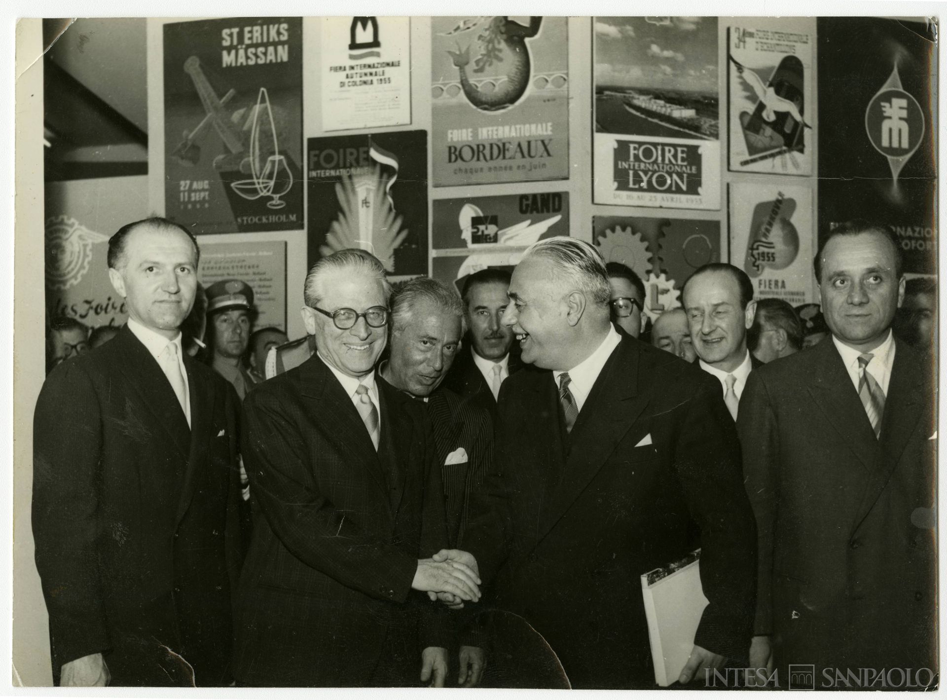 Banca Cattolica del Veneto, Giovanni Gronchi, presidente della Repubblica, e Secondo Piovesan presso la Fiera di Padova, 28 maggio 1955 (A. Giordani)